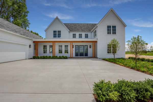 Driveway Refinishing in Gallatin